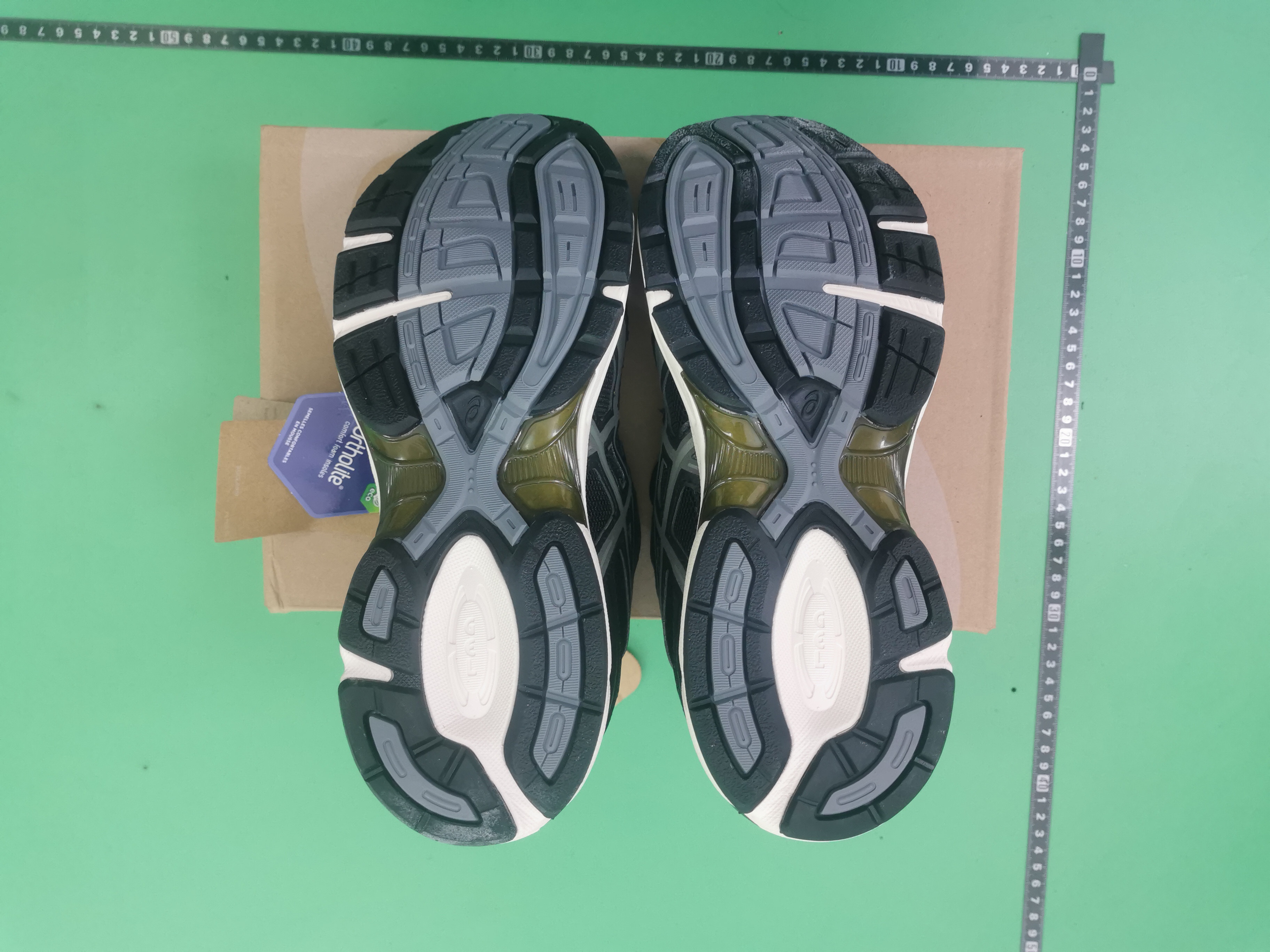 ASICS GEL-Kahana 1130