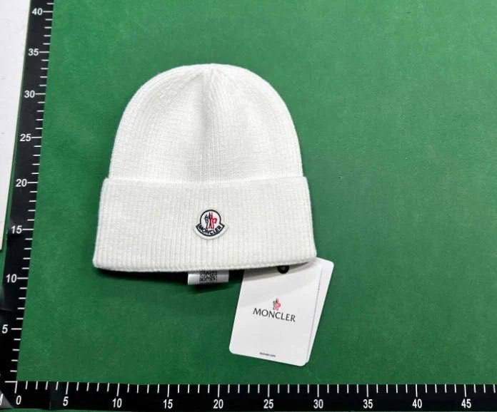 Moncler Knit hat