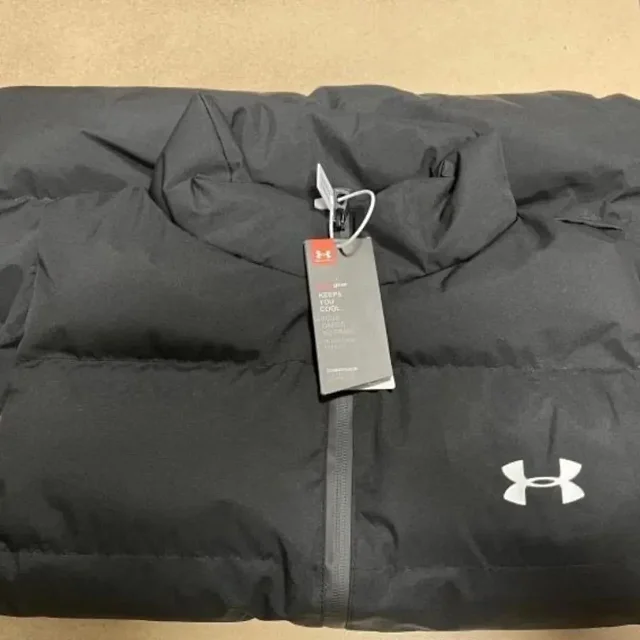 Under Armour vest